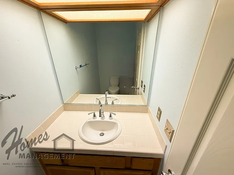 593 Silver Shadow Dr — Photo 12