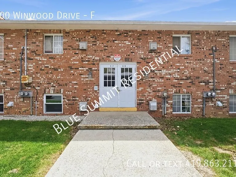 100 Winwood Dr #F — Photo 1