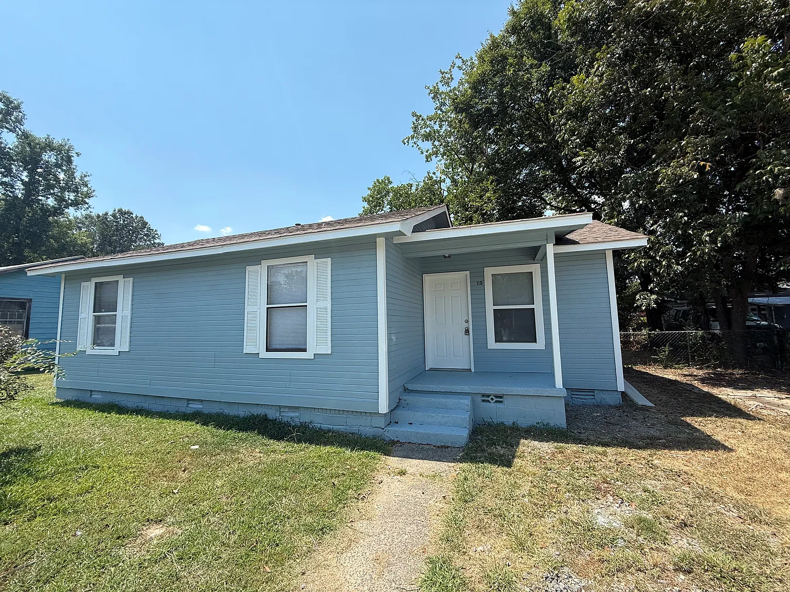 115 Pulaski Dr — Photo 1