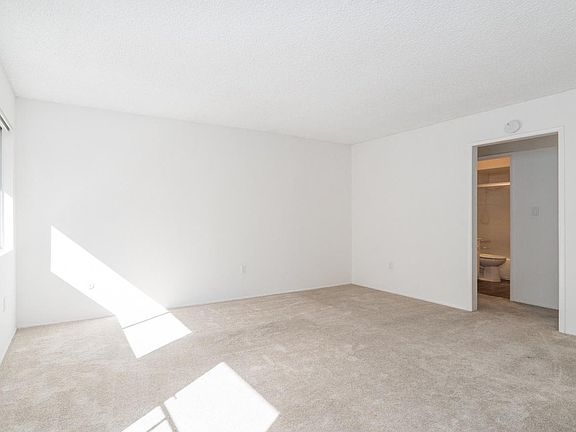 4th image of 1621 La Playa Ave APT 2