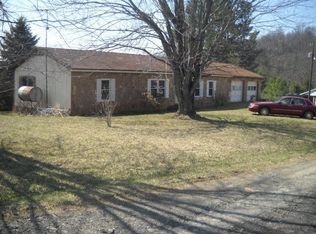 94 Sparks Hl, Sparta, NC 28675