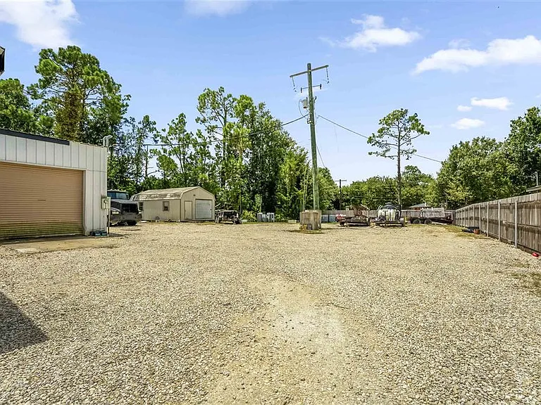 4730 Common St — Photo 15