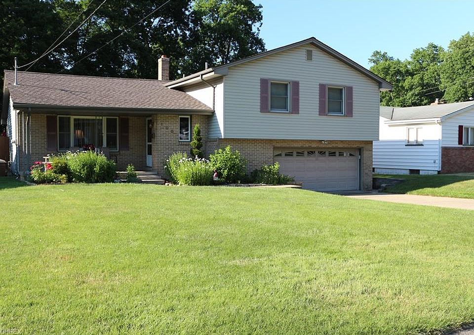 1st image of 108 Green Bay Dr