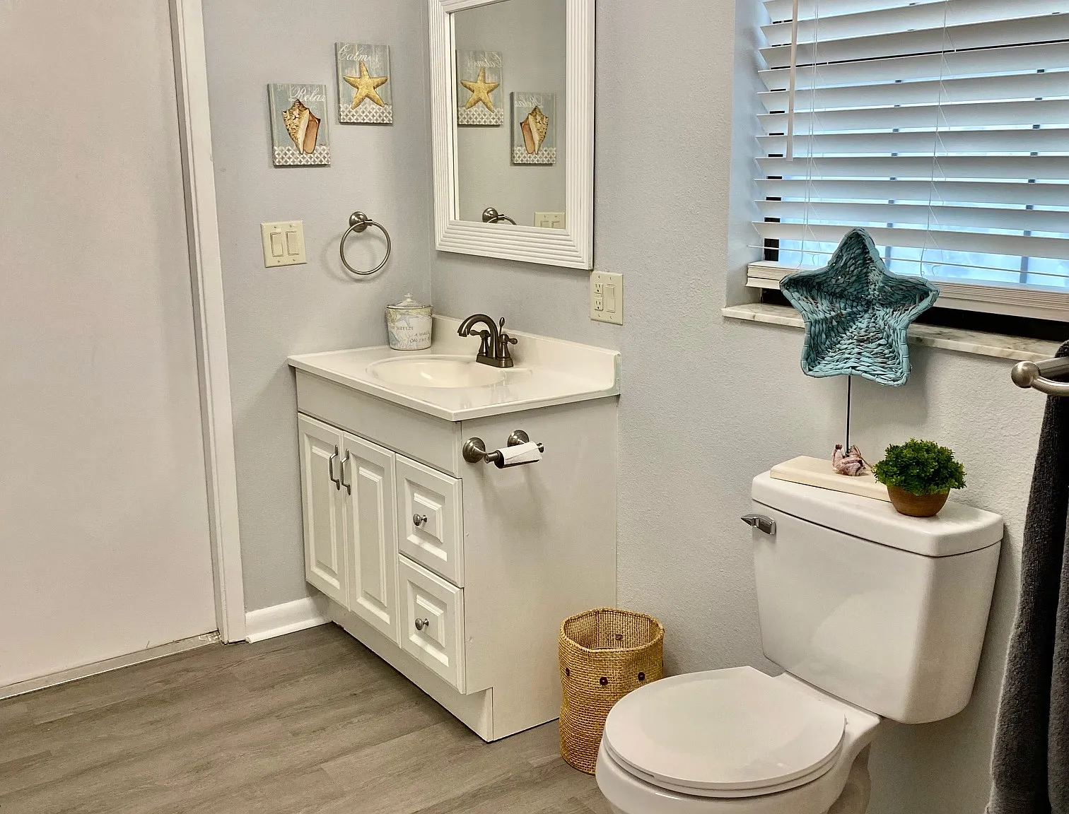 1 bed, 700 sqft, $1,300 — Photo 3