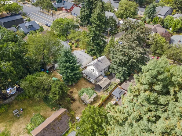 9112 N Portsmouth Ave