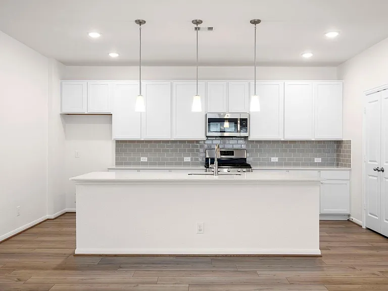 30419 Crystal Stream Ln — Photo 7