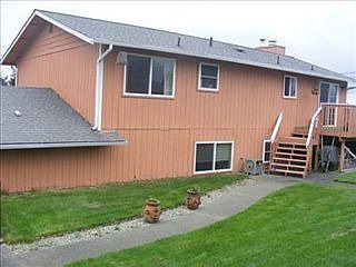 4th image of 2322 58th Ave NE
