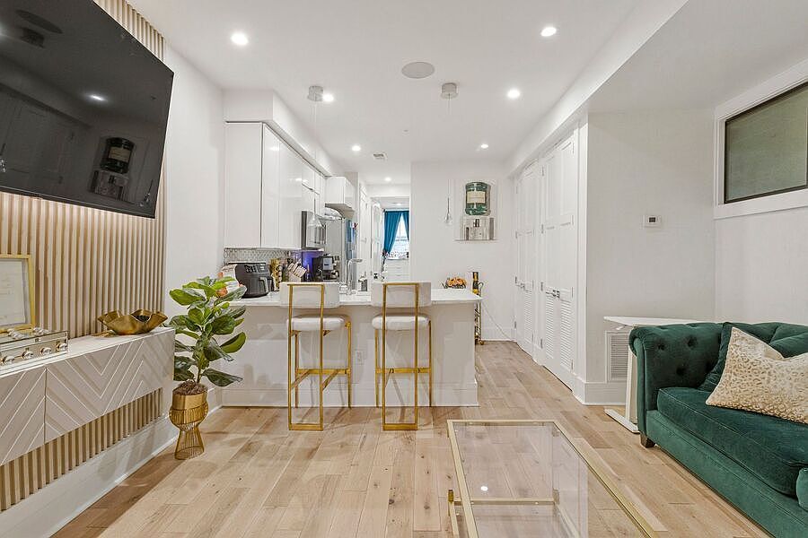 1st image of 820 Kennedy St NW #2