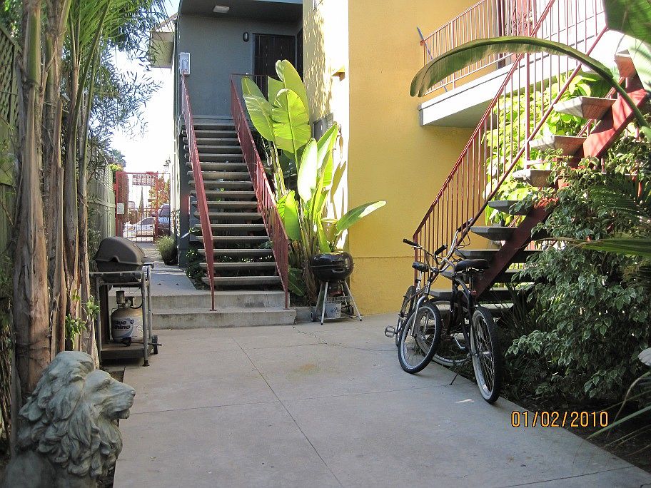 1st image of 4679 Cherokee Ave APT 2
