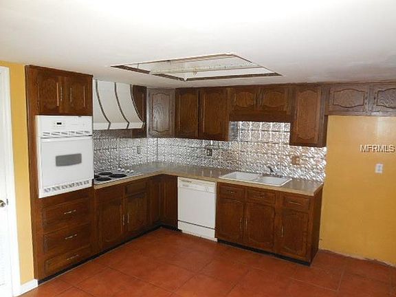 4th image of 560 W Kingway Dr