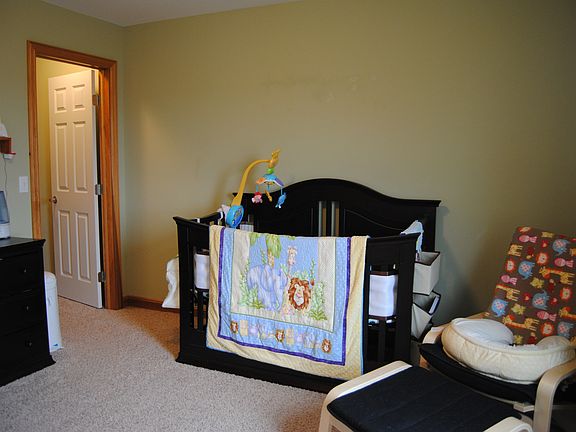 BR 2 with walk-in closet