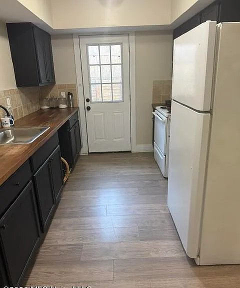 2702 Jamestown Way — Photo 5