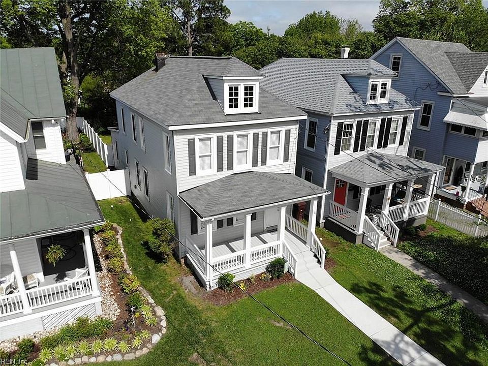 Welcome To 1123 Stewart Street!