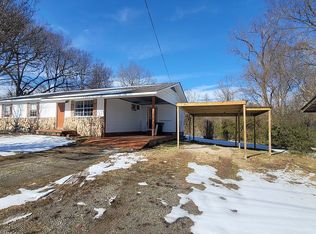 308 Highway 202 W, Summit, AR 72677
