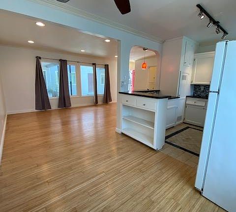 5th image of 11365 Washington Pl #3