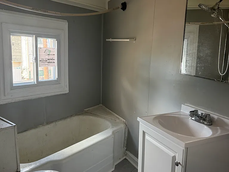 1774 Brick Ave #1 — Photo 6