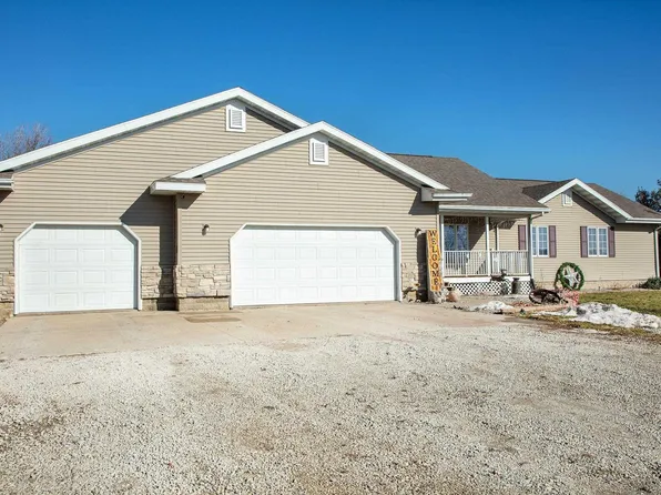1275 Larrabee Ave, Tripoli, IA 50676