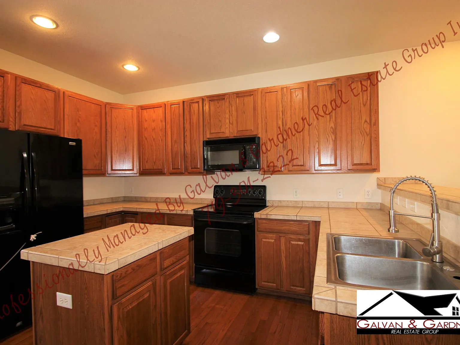 2 bed, 1504 sqft, $1,950 — Photo 3