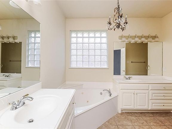 4th image of 5100 Woodville Ct