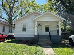 1652 E Cairo St, Springfield, MO 65802
