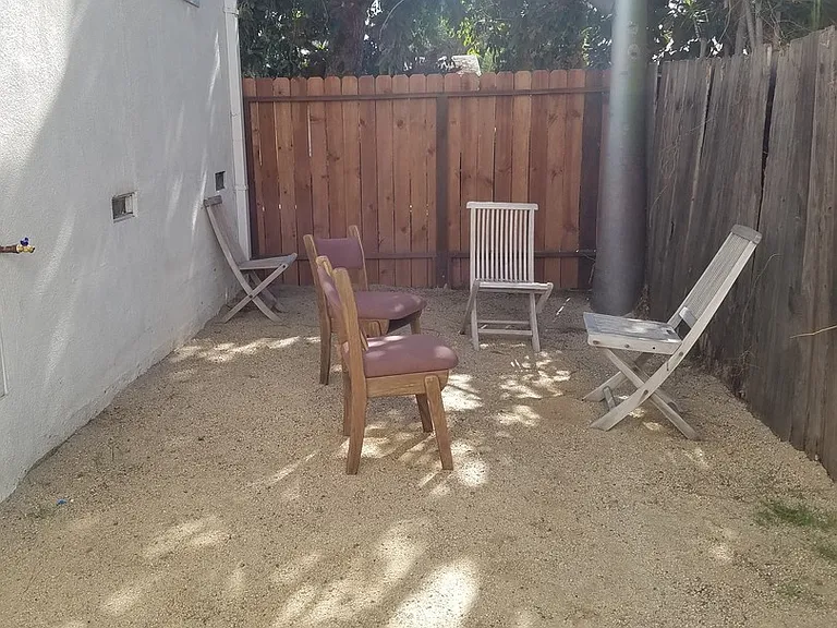 454 S Glassell St — Photo 22