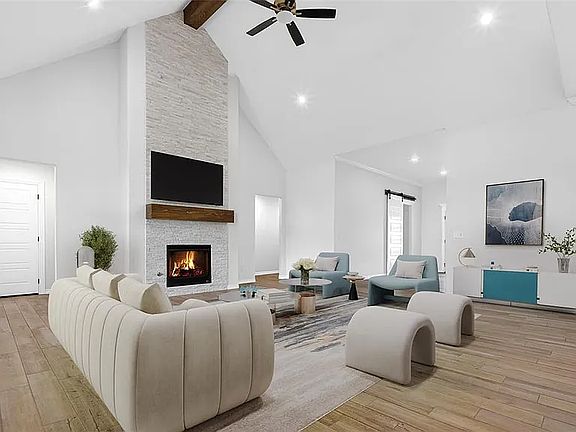 2nd image of 1727 Samuels Ct