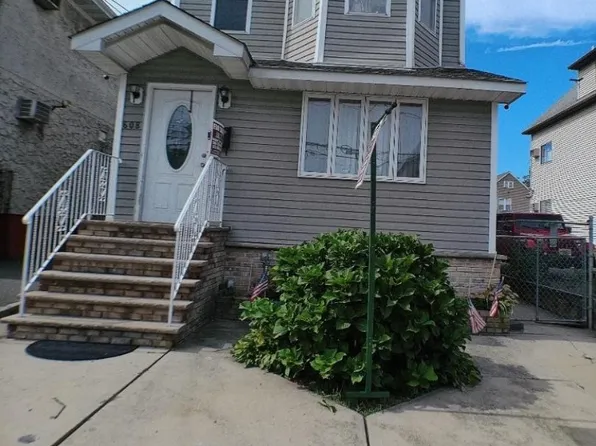 608 Adams Ave, Elizabeth City, NJ 07201