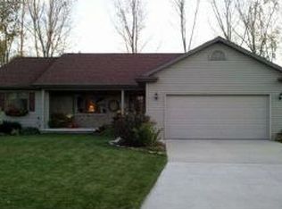 2759 Commonwealth Ct, Appleton, WI 54914