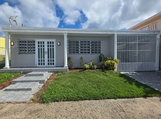 Urb Parque Ecuestre, Carolina, PR 00987