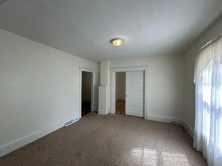 500 E Ganson St — Photo 13