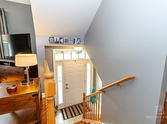 3rd image of 1679 Deer Pointe Dr