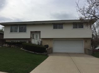 626 N Lombard Rd, Addison, IL 60101