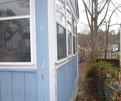 4th image of 310 Seven Pines Ave