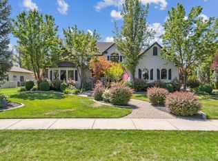 813 W Bankside Dr, Eagle, ID 83616