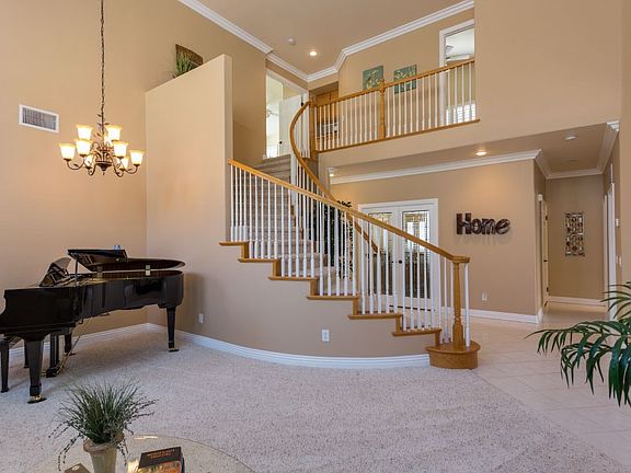 3rd image of 3083 Pinehurst Dr