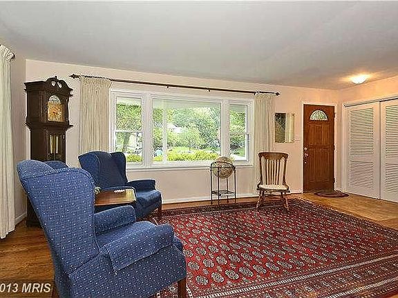 3rd image of 13414 Oriental Ct