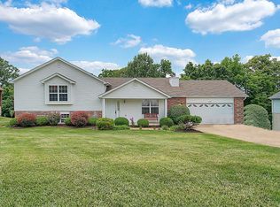4720 Wilbert Rd, High Ridge, MO 63049