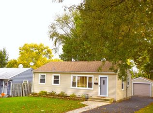 141 N Marion Ave, Bartlett, IL 60103