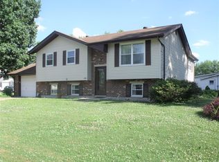 218 W Charles St, Medora, IL 62063