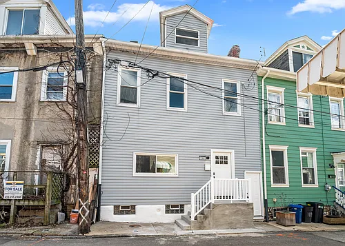 1107 Brabec St Photo 1