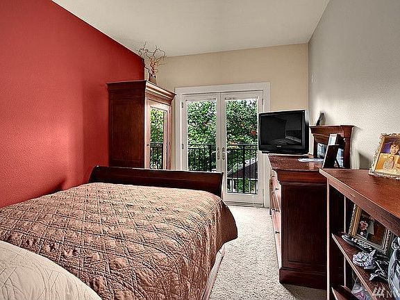 2nd image of 16285 NE 85th St #314