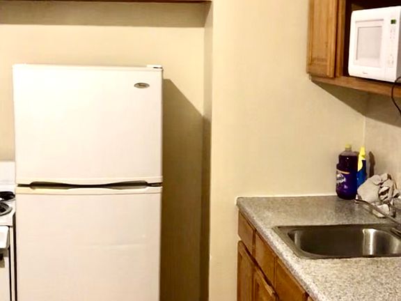 5th image of 592 3rd Ave APT 4RS