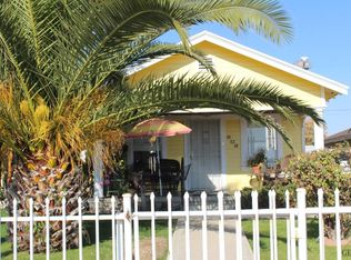 202 E Roberts Ln, Bakersfield, CA