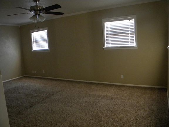 5th image of 209 Detroit Dr