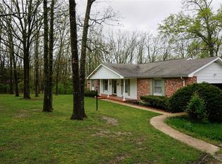 10880 Stoltz Dr, Rolla, MO 65401