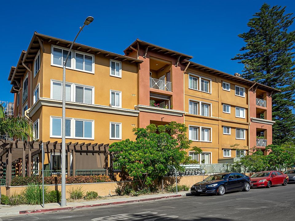 1st image of 4837 Beverly Blvd APT 403