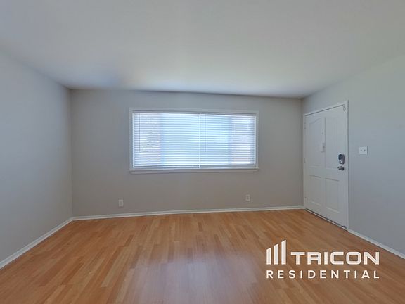 2nd image of 425 San Pablo St