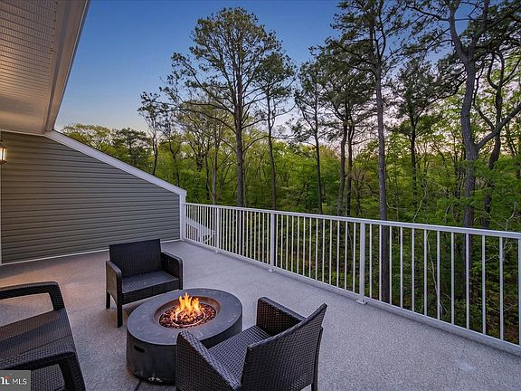 2nd image of 12451 Sea Oaks Ln Unit 3