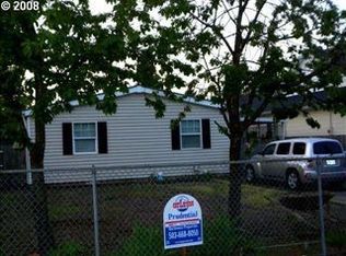 7327 SE Clatsop St, Portland, OR 97206