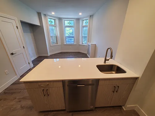 51 Queensberry St #25 Photo 1